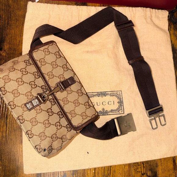 Jackie Gucci Tan and Brown Monogram Belt Bag - Picture 4 of 7